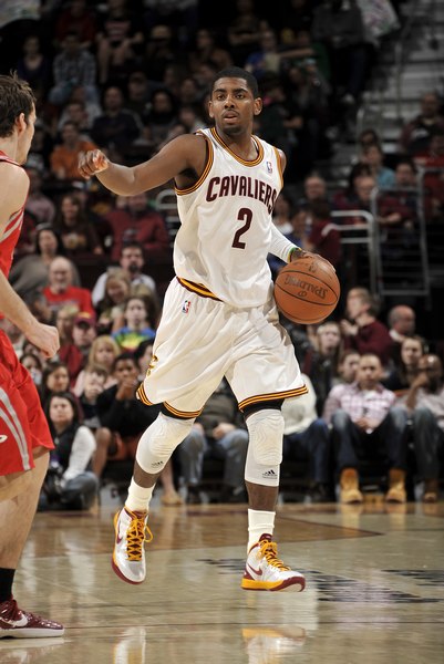 萨哈：麦克托米奈可以在皇马和巴萨踢球，甚至拜仁慕尼黑（萨哈：麦克托米奈足以效力皇马、巴萨，乃至拜仁）