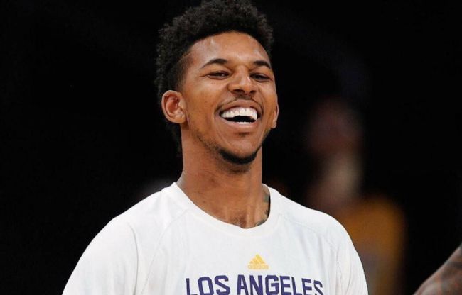 因为宗教信仰被称作“圣经兄弟”，廷贝尔：没听说，但我喜欢（因宗教信仰获“圣经兄弟”外号，廷贝尔：没听过，但挺喜欢）