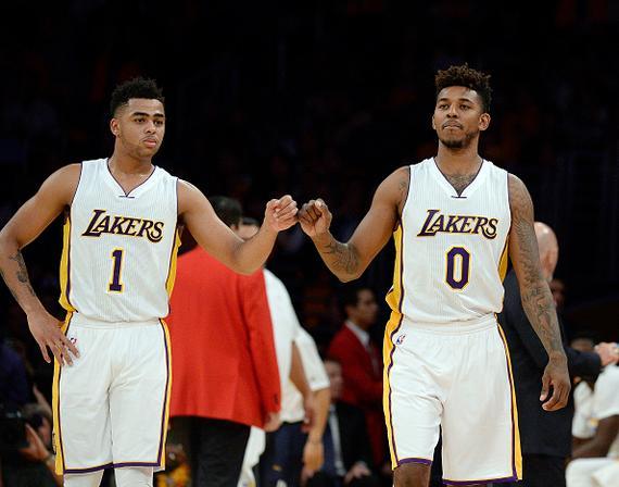 西媒：莱万很快公布自己未来的打算，是否续约不完全取决于他（西媒：莱万即将阐明未来去向，续约与否并非他一人说了算）