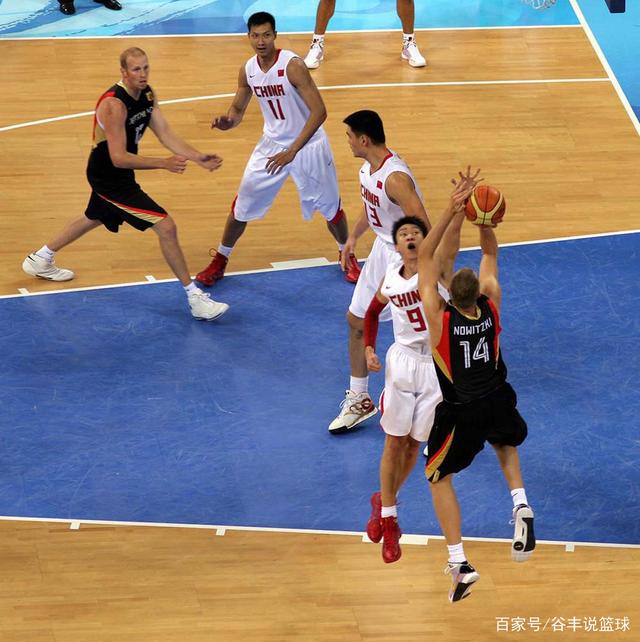 斯洛特：欧冠排除萨拉赫是俱乐部决定，没有理由不希望他留下（斯洛特：萨拉赫无缘欧冠为俱乐部决定，我当然希望他留下）