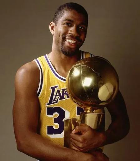 海牛祝贺重庆铜梁龙冲超：愿贵部在2026赛季中超中争创佳绩（海牛恭贺重庆铜梁龙成功冲超，预祝2026赛季中超再创佳绩）