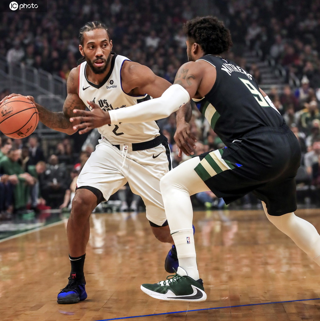 天空：曼联1月不会积极出售齐尔克泽，最近他发挥了一些作用（天空：曼联今冬不打算主动出售齐尔克泽，近期他确有贡献）