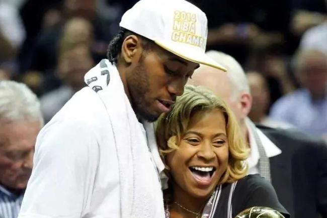 罗马诺：曼联3000万可签加拉格尔 意甲名将进入引援视野（罗马诺：曼联或以3000万签下加拉格尔，意甲名将已纳入引援名单）