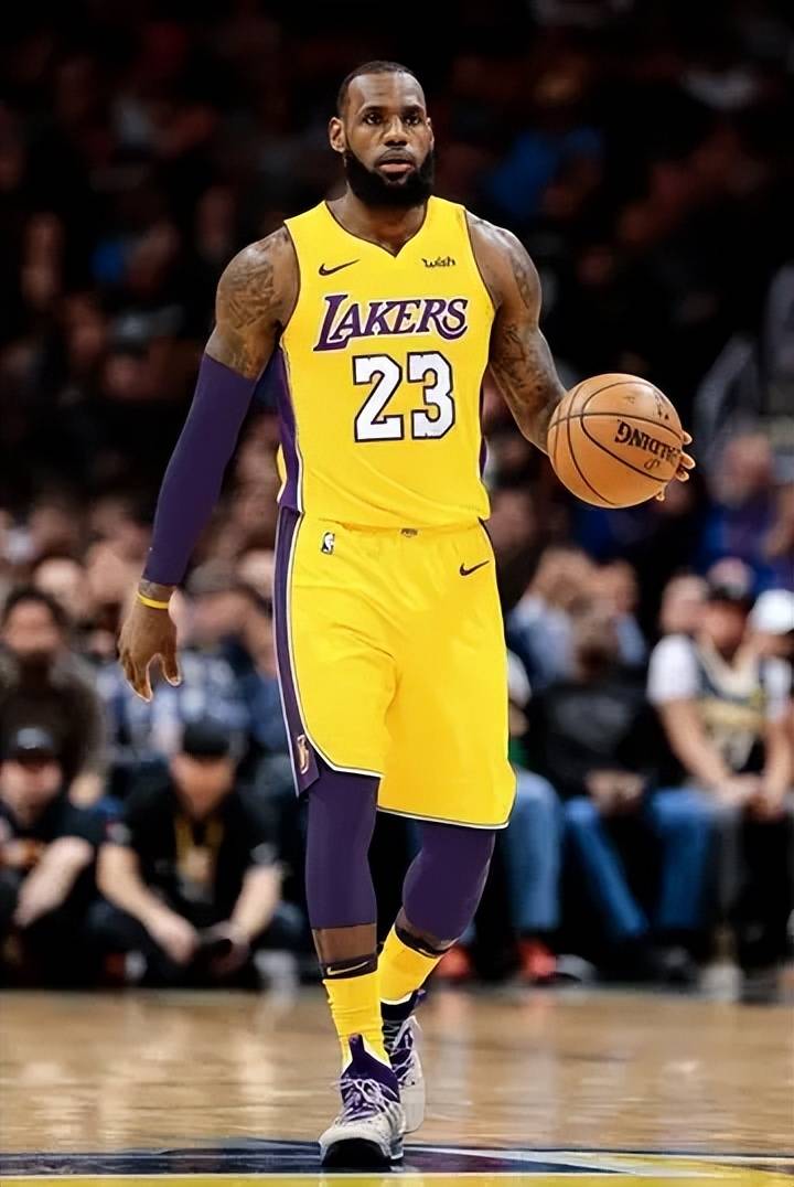 孔德：第二球我本来是想传球的，所以我自己也很意外（孔德谈第二球：本想传球，进了连我自己都没想到）